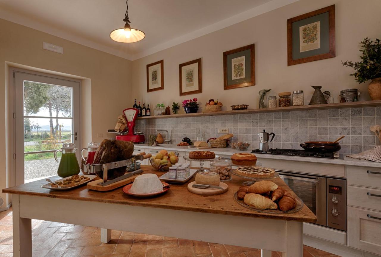 Agriturismo Poderedodici Orbetello Luaran gambar
