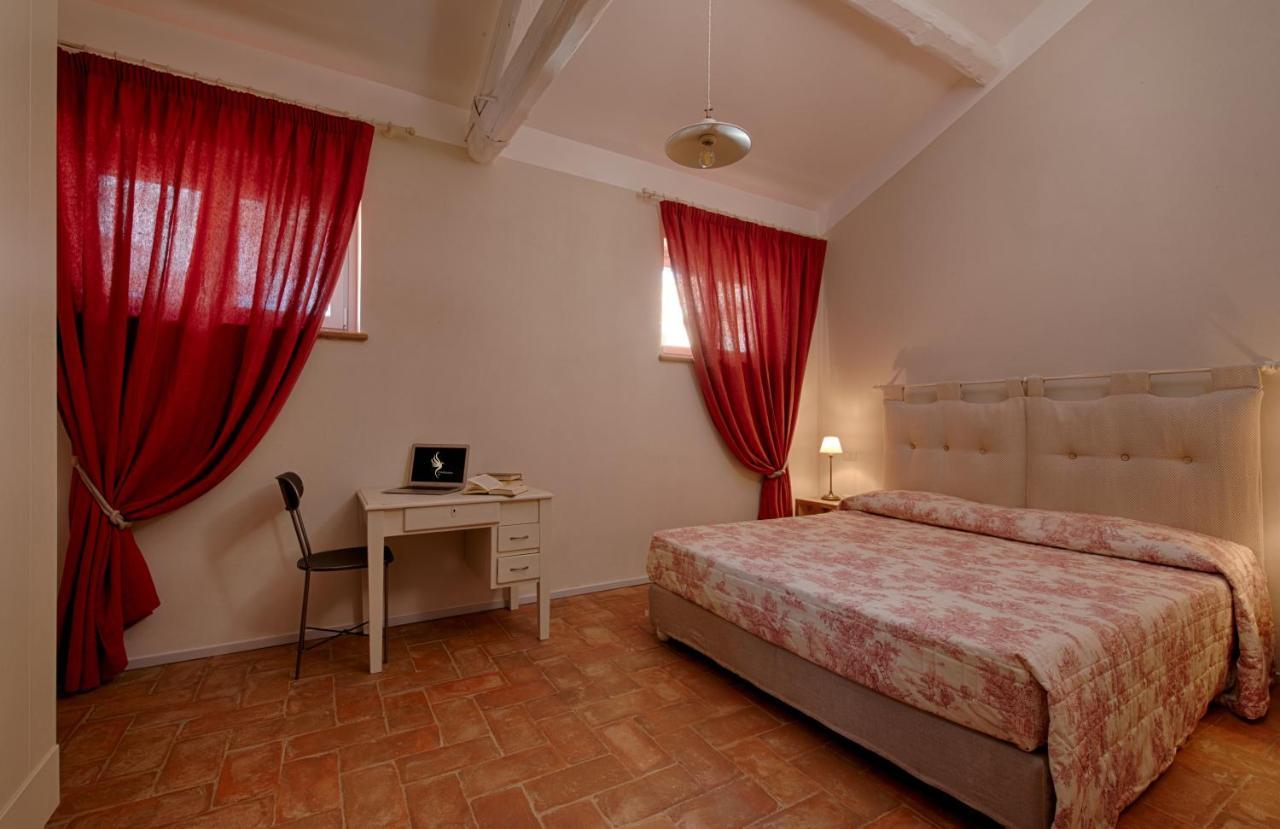 Agriturismo Poderedodici Orbetello Luaran gambar